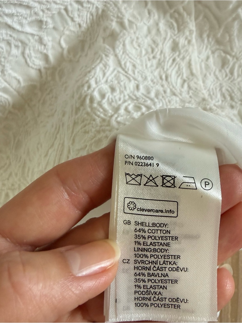 H&M White Textured Jacquard Sleeveless Dress - Picture 5 of 5